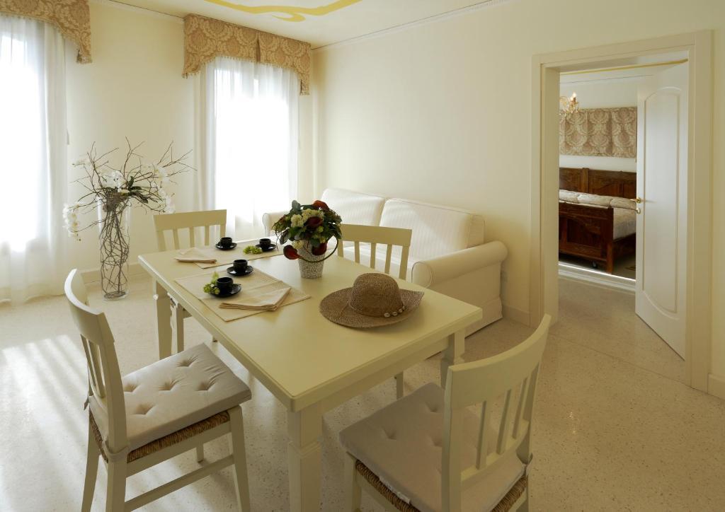 Barchessa Levi Morenos B&B Mira  Camera foto